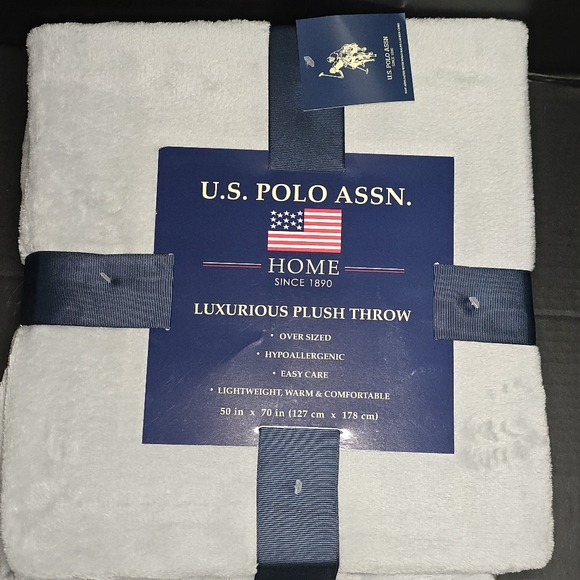 U.S. Polo Assn. Oversized Lightweight Throw Blanket for Bed/Sofa -Grey- - Picture 1 of 10